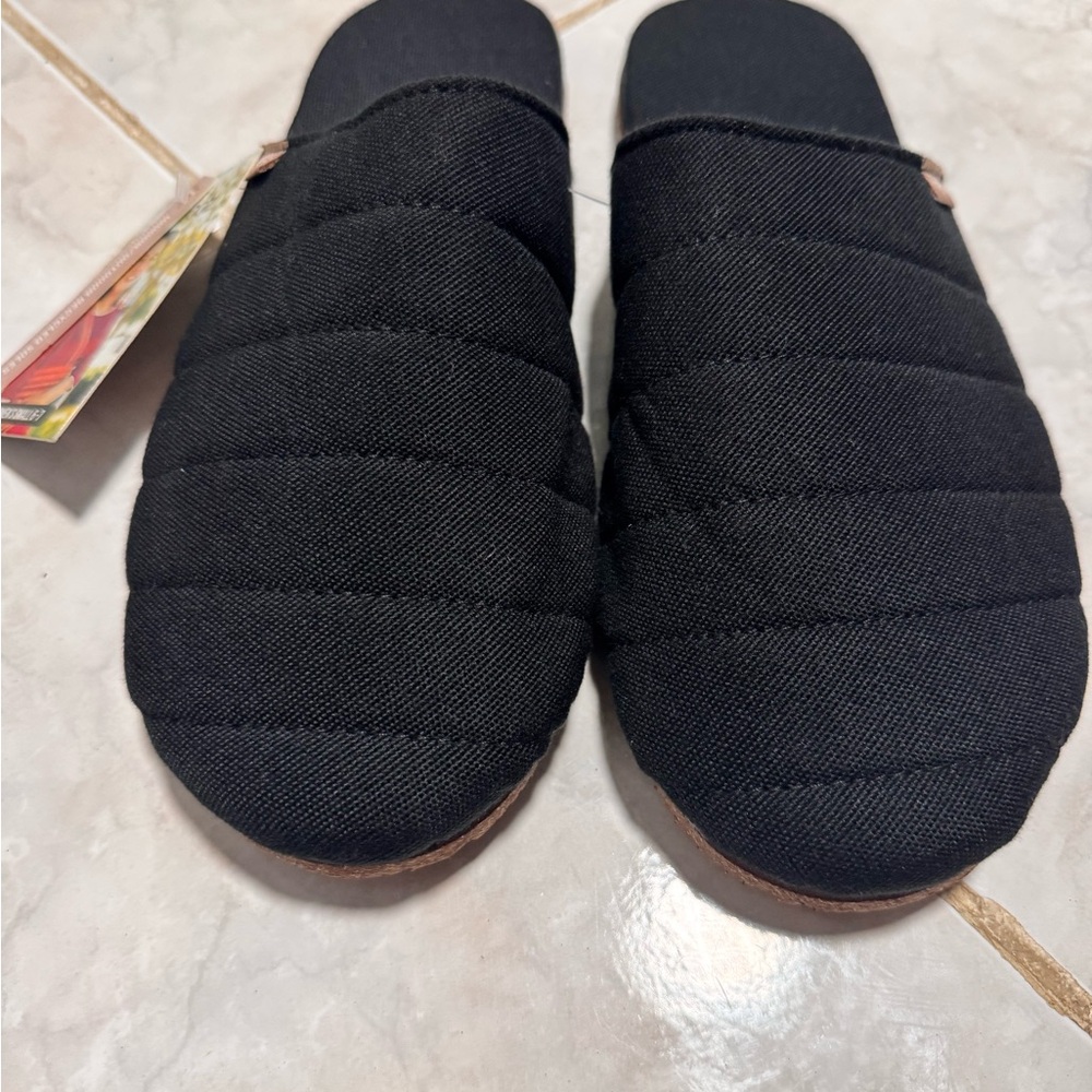 Black Quilted Slip-On Women's Slippers